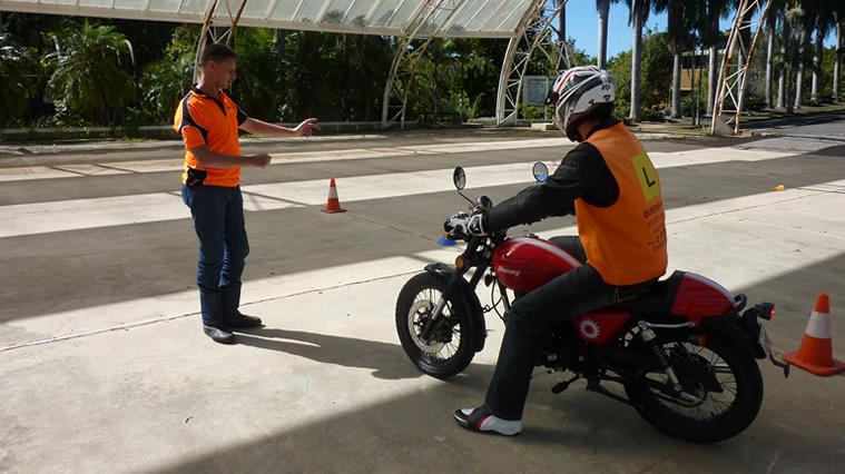 Beginners Motorcycle Lessons Sunshine Coast